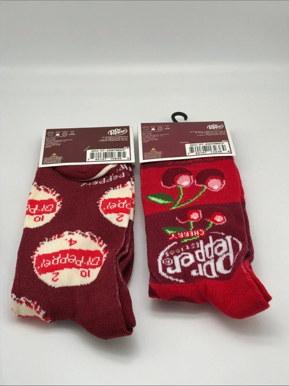 New Dr Pepper Crew Socks Men’s 6–12 Unisex Red Cherry Soda Socks with Tags